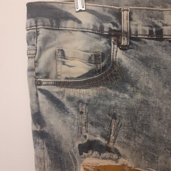 Another Hype Piece Jean Shorts Mens 42 Baggy Denim Short Y2K Distress Grunge AHP - Picture 2 of 13